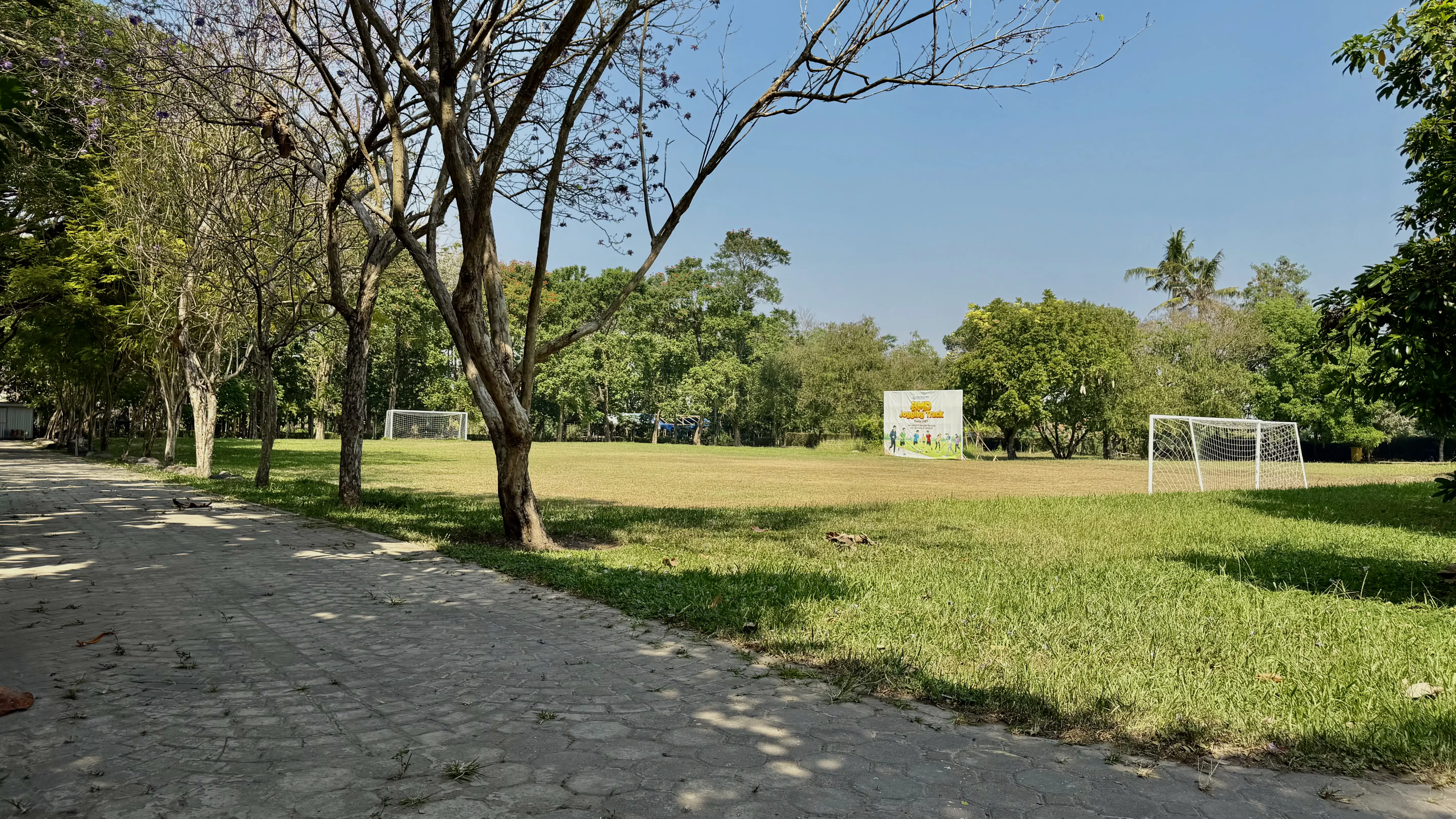 jogging-track
