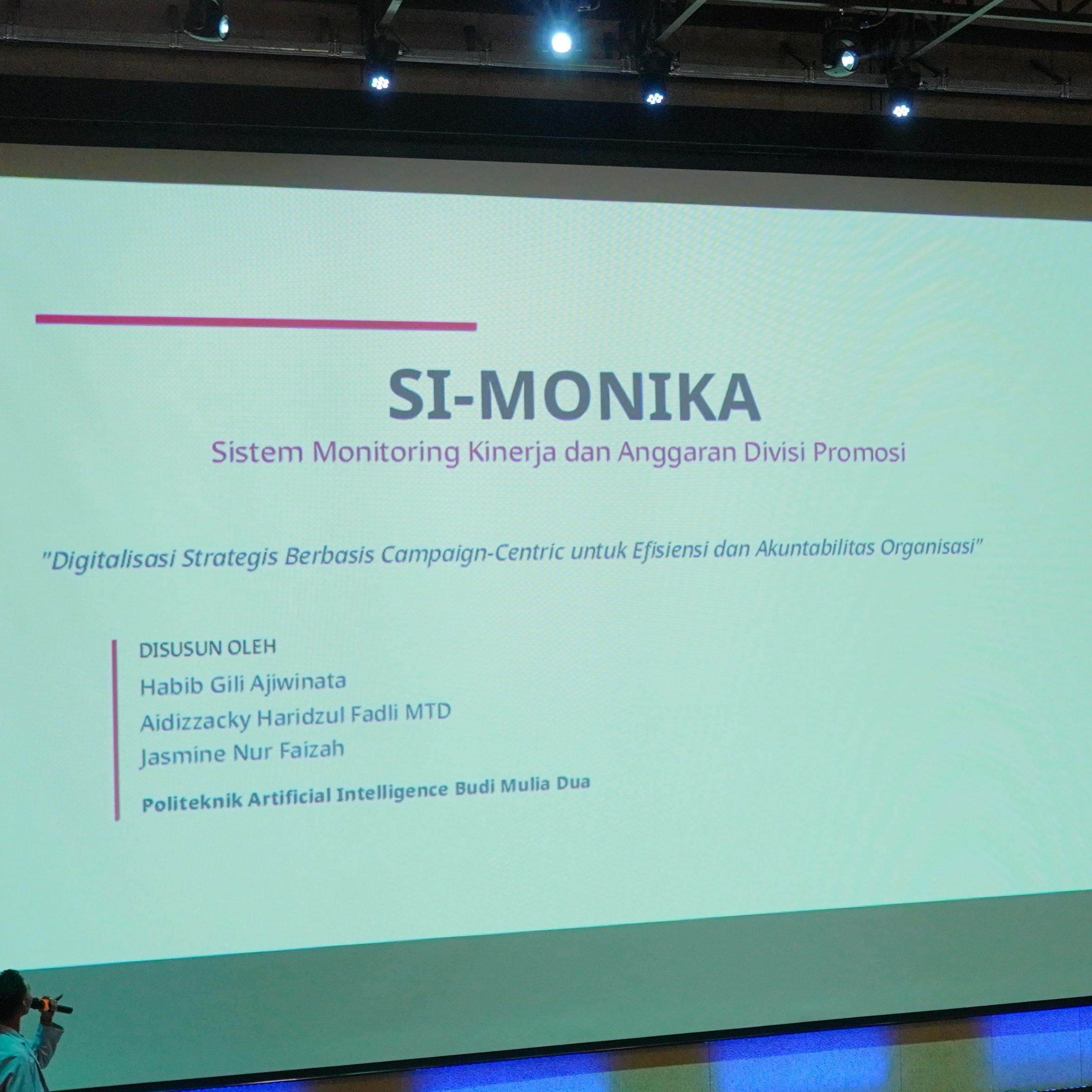 si-monika